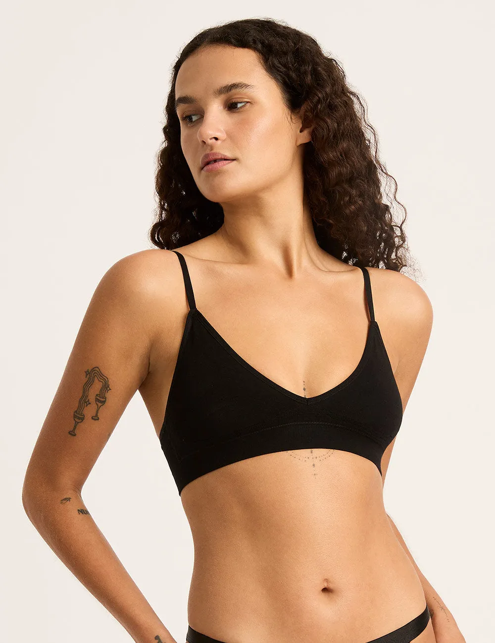 LYOLYTE Triangle Bralette - Black