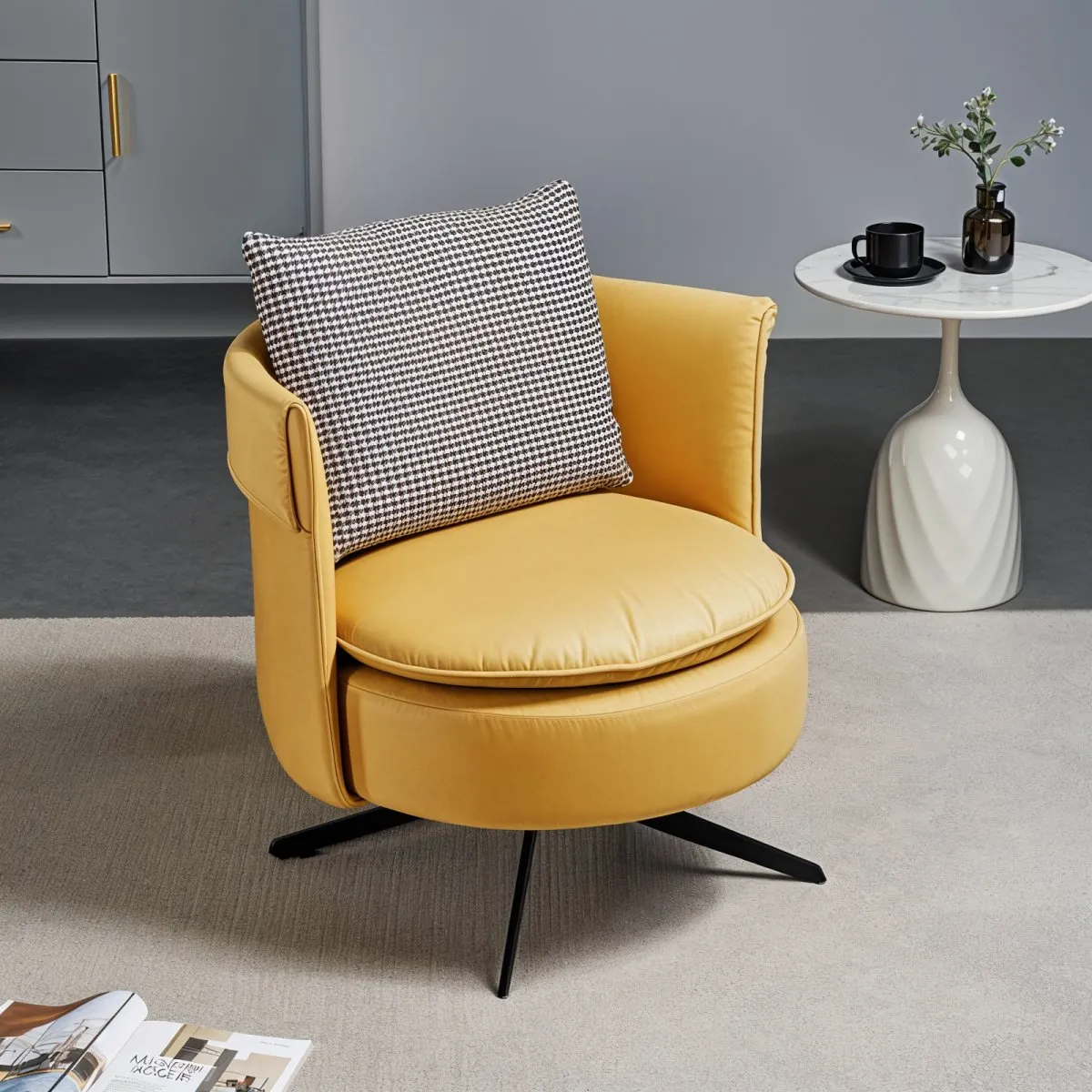 Otium Accent Chair