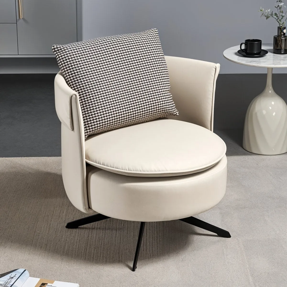 Otium Accent Chair