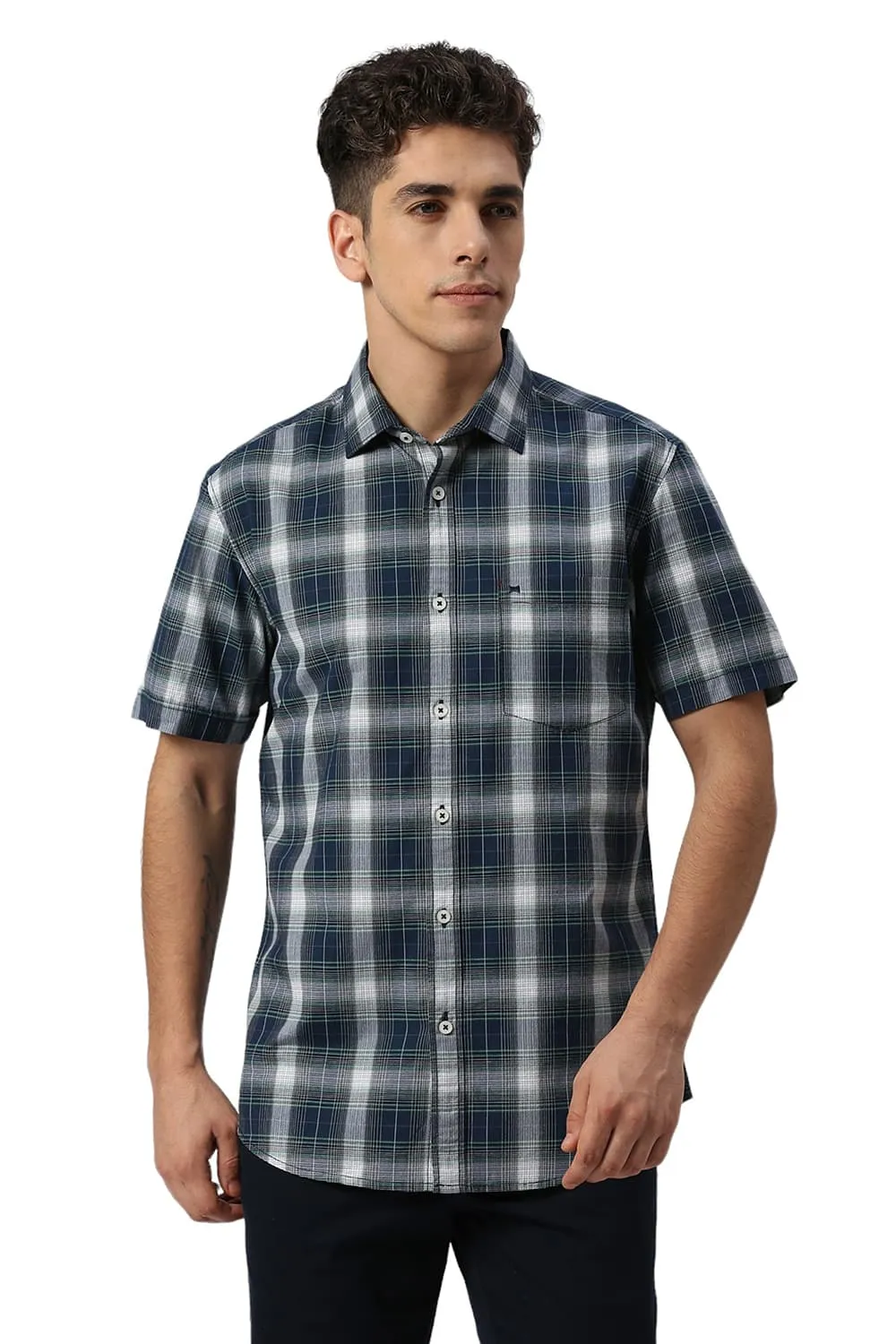 Slim Fit Cotton Fil-a-Fil Checks Halfsleeves Shirt