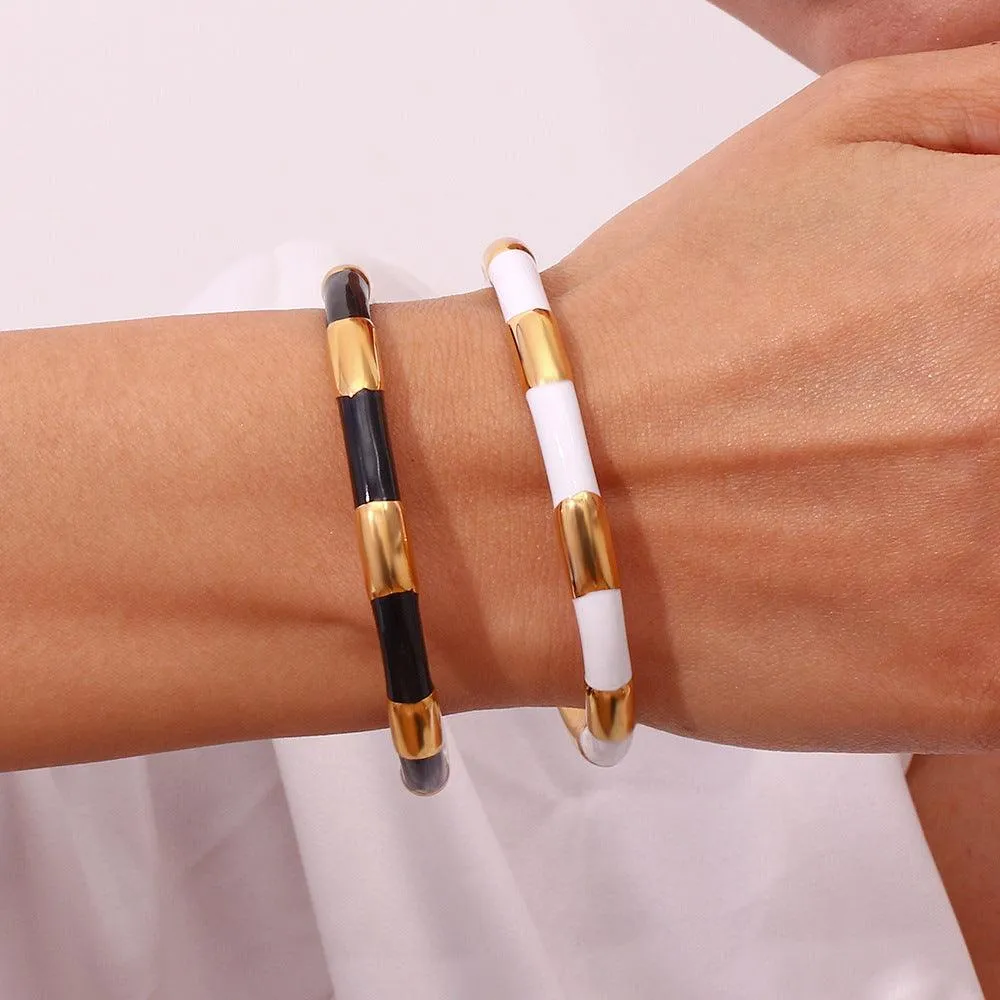 Trendy Geometric Gold and Black/White Bangle Bracelets – Link Bracelets for Women