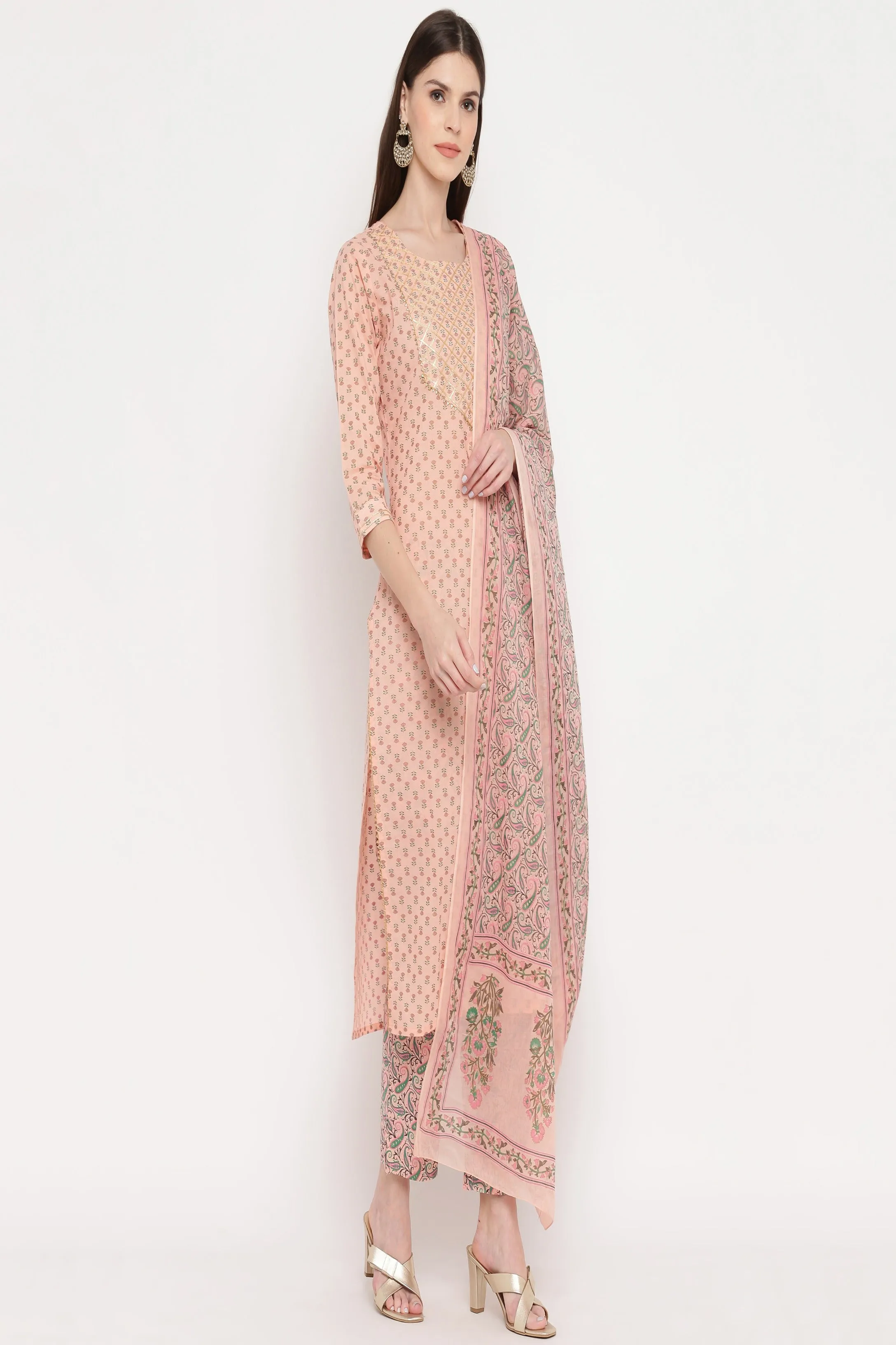 Women'S Foil Print & Gota Patti Work Straight Cotton Peach Kurta,Pant & Dupatta