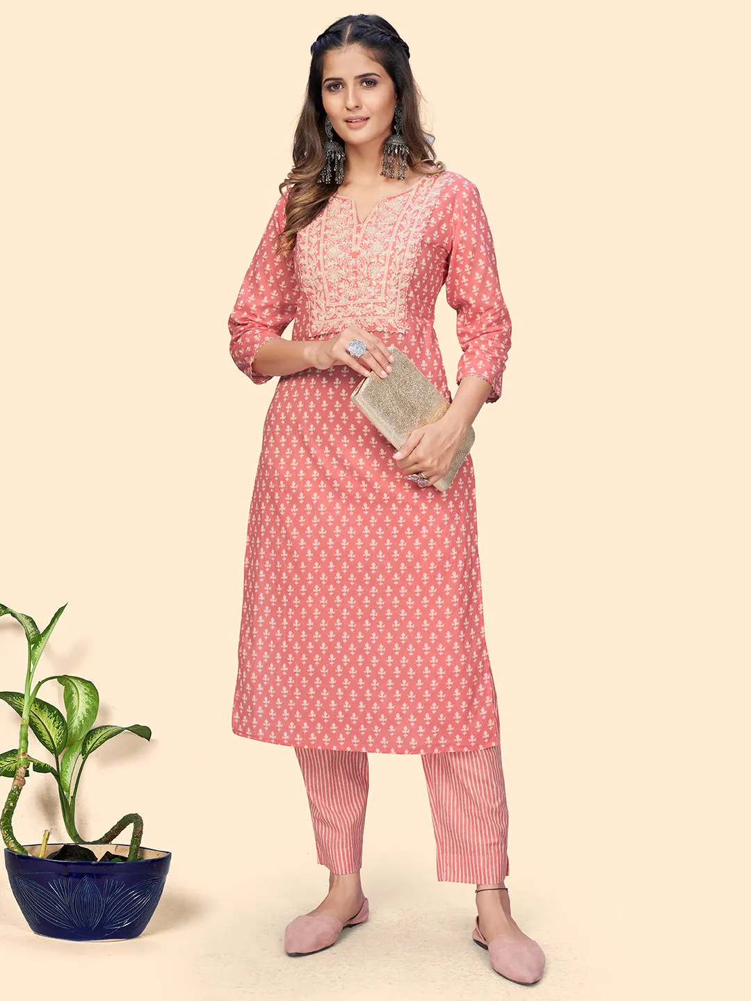 Women'S Print & Embroidered Straight Cotton Peach Stitched Kurta With Pant